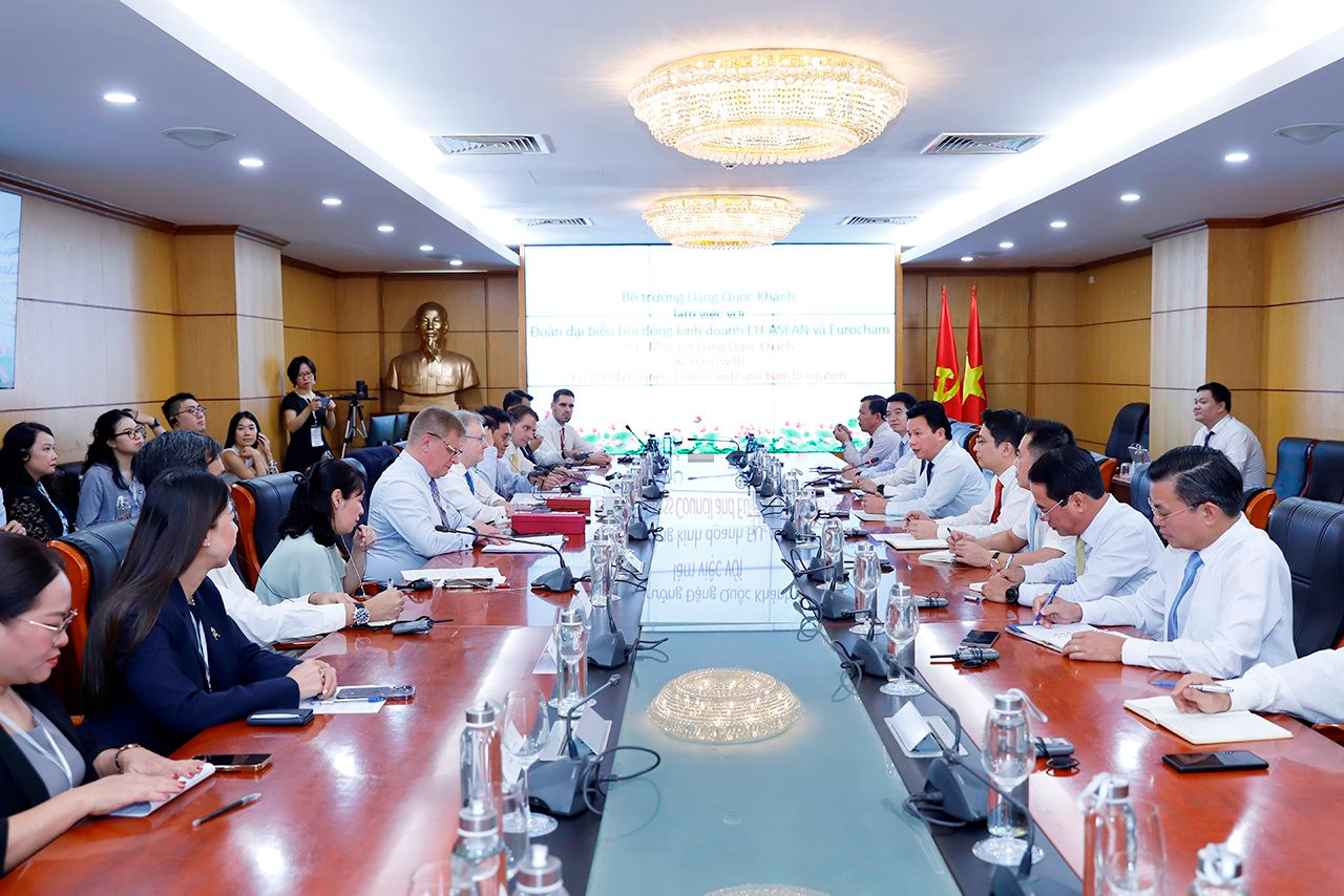 Minister Dang Quoc Khanh received the delegation of the European-ASEAN Business Council (EU-ABC)